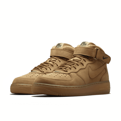 エア フォース 1 '07 MID(Flax and Outdoor Green)[715889-200]の商品画像(5枚目)