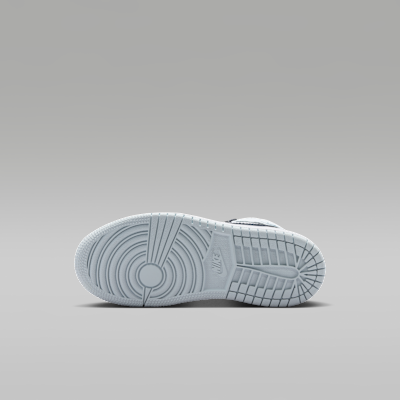 ジョーダン 1 MID[DQ8424-002]の商品画像(2枚目)