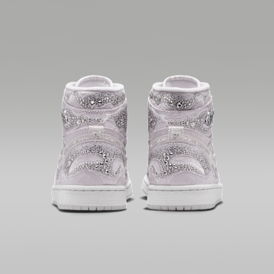 ウィメンズ エア ジョーダン 1 HIGH OG Swarovski®クリスタル(Vast Grey)[HF6248-002]の商品画像(6枚目)