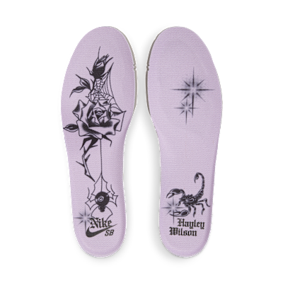 ナイキ SB ダンク LOW プロ x Hayley Wilson(Black and Court Purple)[HJ0513-500]の商品画像(11枚目)