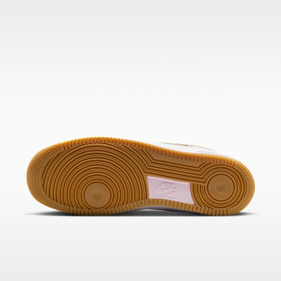 ナイキSB エア フォース 1 LOW(Light Orewood Brown and Pink Foam)[HM8517-100]の商品画像(2枚目)