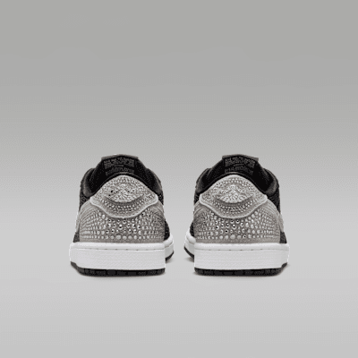 ウィメンズ エア ジョーダン 1 LOW OG Swarovski®(Crystal)[HM9208-001]の商品画像(6枚目)