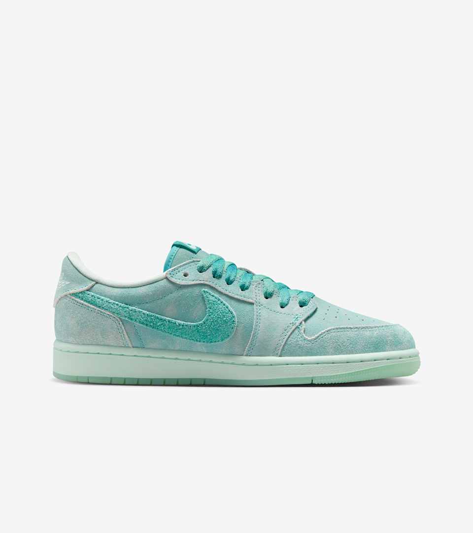 ウィメンズ エア ジョーダン 1 LOW OG(Washed Teal)[HQ8111-300]の商品画像(3枚目)
