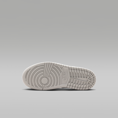 ジョーダン 1 MID SE[HV4459-014]の商品画像(2枚目)