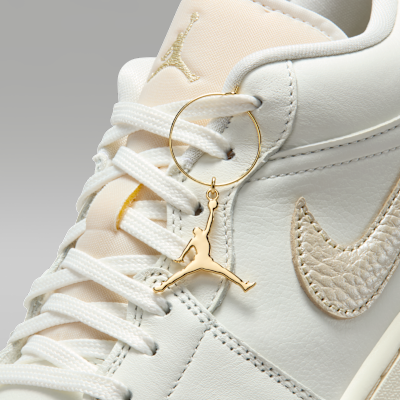 Air Jordan 1 LOW SE[HV5157-100]の商品画像(9枚目)