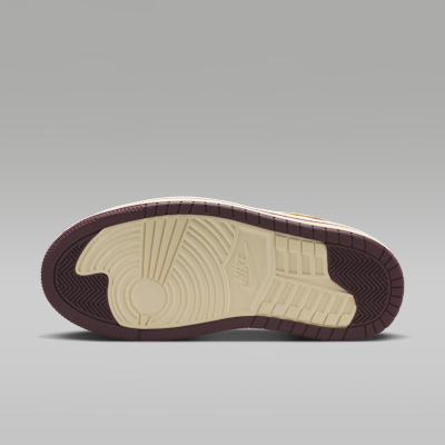 エア ジョーダン 1 トリプル スタック[HV8288-600]の商品画像(2枚目)