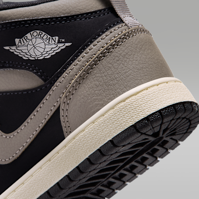 ジョーダン 1 MID SE[IB7052-002]の商品画像(8枚目)