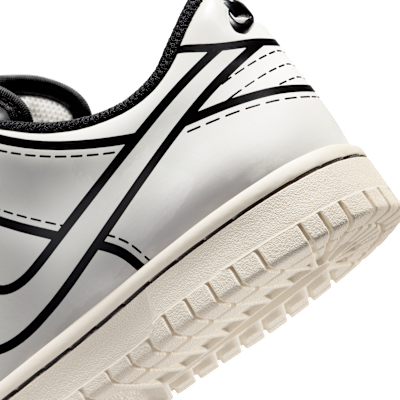 Nike Dunk LOW x LEGO® コレクション[IF2117-100]の商品画像(8枚目)