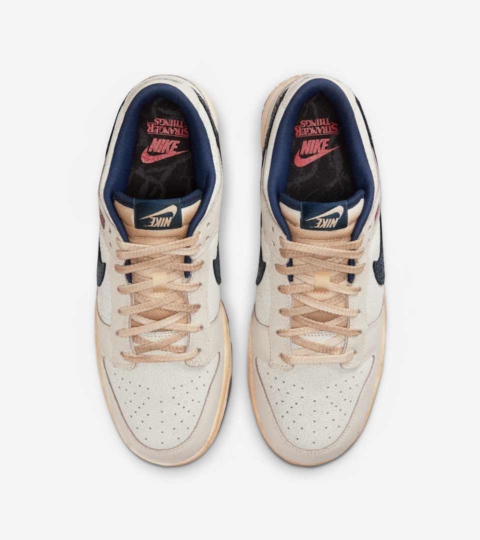 Dunk Low x Stranger Things(Phantom and Midnight Navy)[IH6766-001]の商品画像(4枚目)