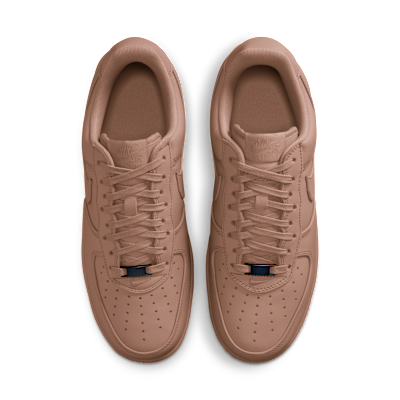 ナイキ エア フォース 1 LOW レトロ プレミアム[IM3078-200]の商品画像(2枚目)