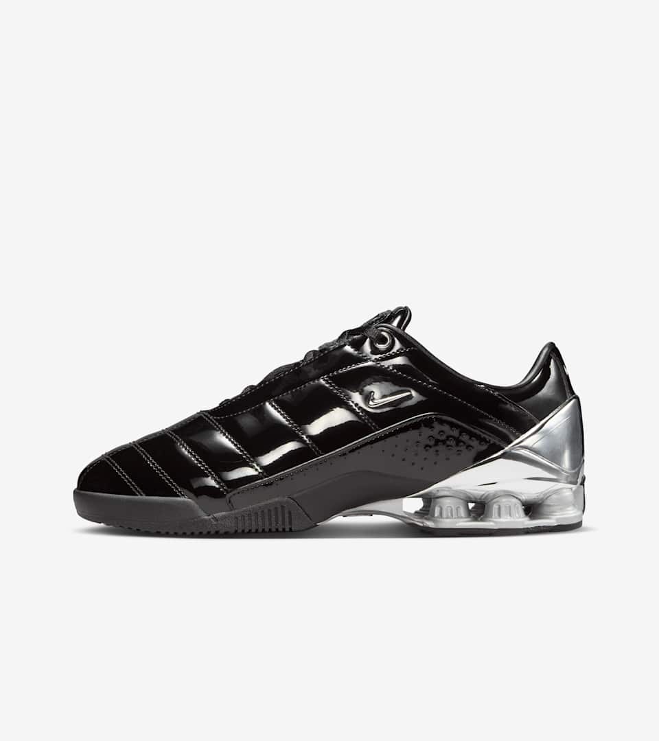 ウィメンズ トータル 90 ショックス マジア(Black and Metallic Silver)[IM9326-001]の商品画像(1枚目)