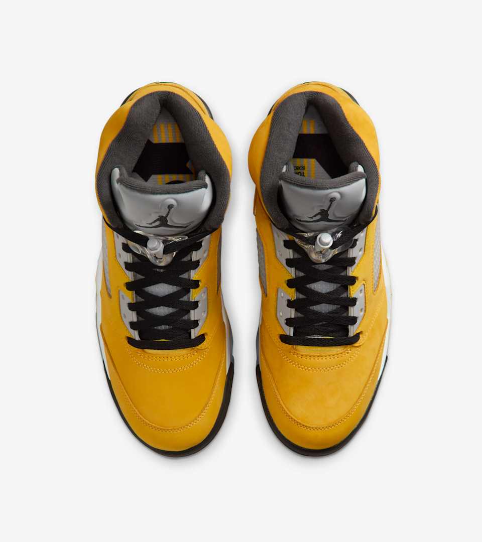 エア ジョーダン 5(Varsity Maize and Wolf Grey)[IO3372-700]の商品画像(4枚目)