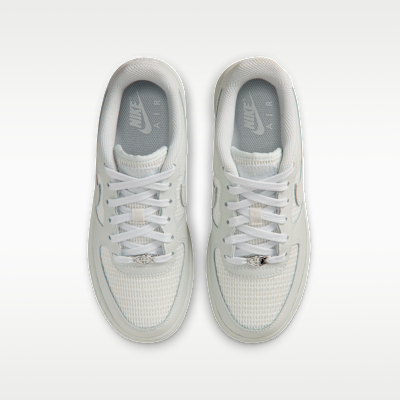 ナイキ エア フォース 1 LV8 2[IO9736-100]の商品画像(4枚目)