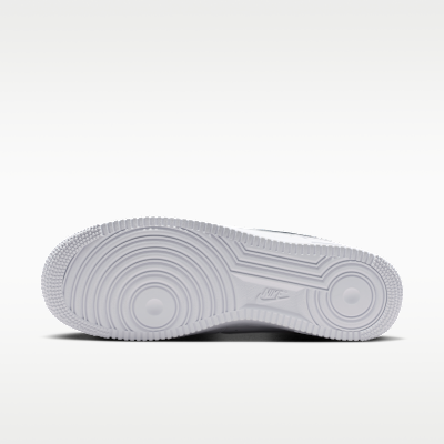 Nike エア フォース 1 ‘07 LV8[IQ0407-100]の商品画像(2枚目)