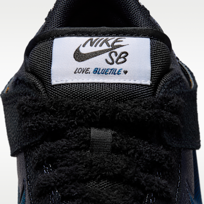 Nike SB ダンク LOW x Bluetile(Pitch Blue and Black)[IQ1323-001]の商品画像(11枚目)