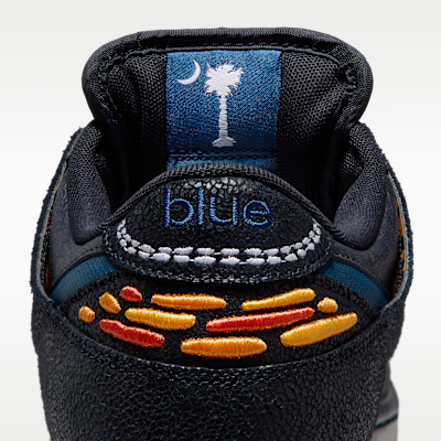 Nike SB ダンク LOW x Bluetile(Pitch Blue and Black)[IQ1323-001]の商品画像(10枚目)