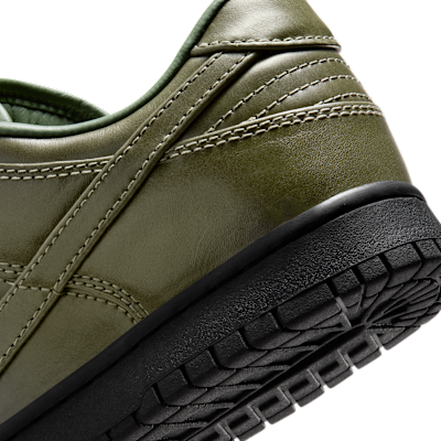 ダンク LOW(Army Olive and Black)[IQ3342-300]の商品画像(8枚目)