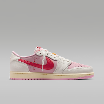 エア ジョーダン 1 LOW x トラヴィス スコット(Shy Pink and Tropical Pink)[IQ7604-101]の商品画像(3枚目)
