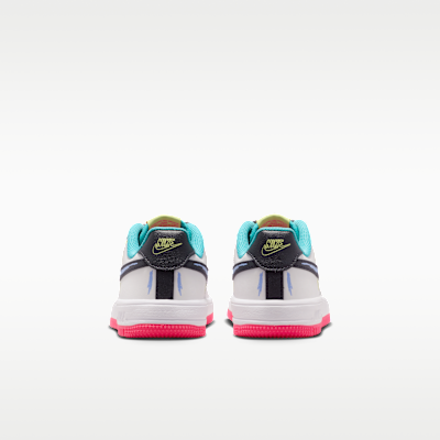 ナイキ フォース 1 LOW[IR1821-100]の商品画像(6枚目)