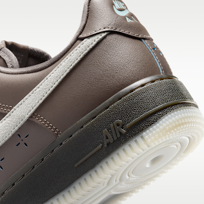 ナイキ エア フォース 1 ‘07 LV8[IR5690-256]の商品画像(8枚目)