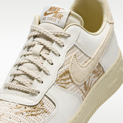 Nike エア フォース 1 '07[IW2347-002]の商品画像(7枚目)