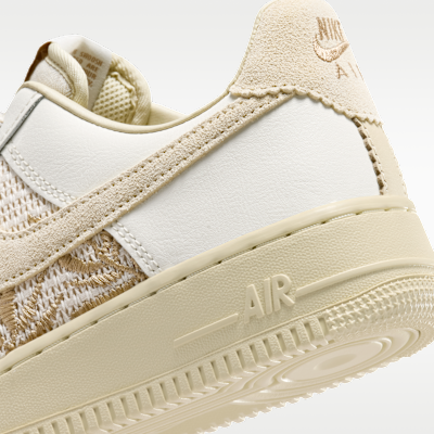 Nike エア フォース 1 '07[IW2347-002]の商品画像(8枚目)